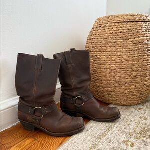 SOLD ON DEPOP // Frye 12R Harness Leather Boots in Smoke